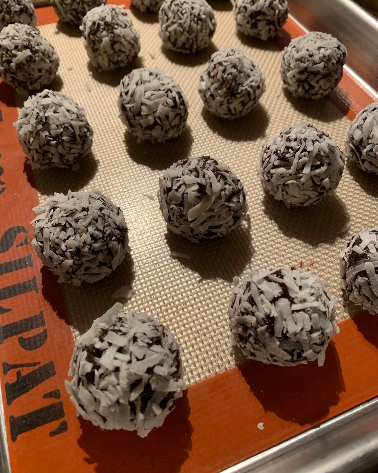 Recipe-Chocolate Coconut Keto Truffles