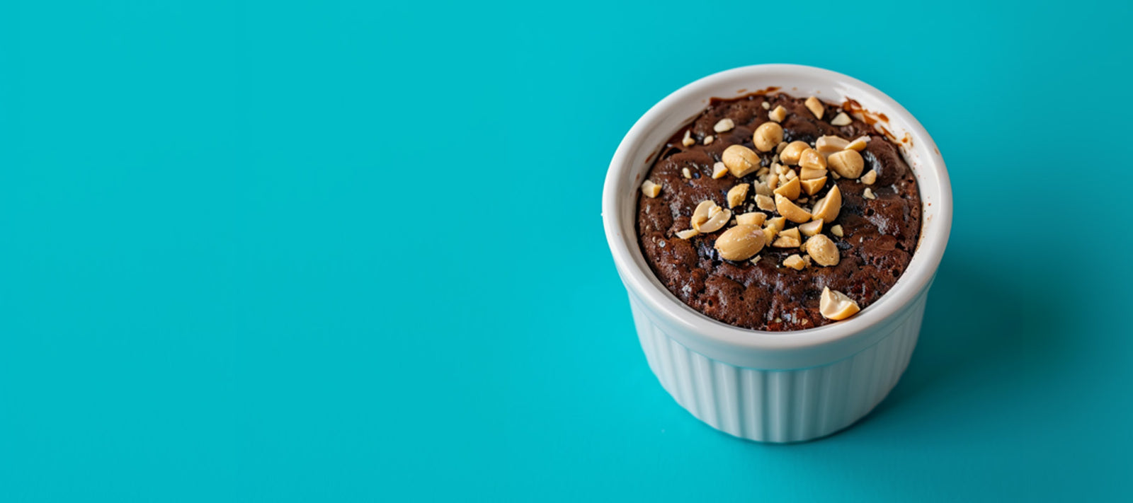 Peanut Butter Cup Collagen Cakelet